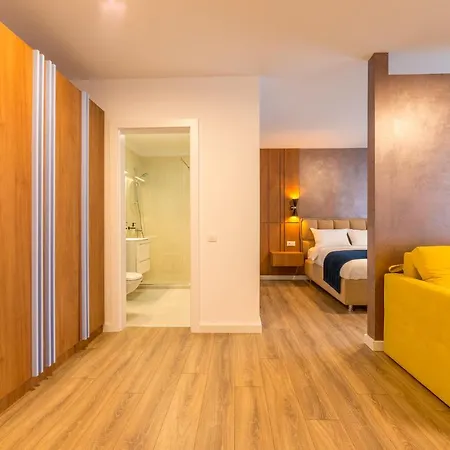 Aparthotel Sarmihouse