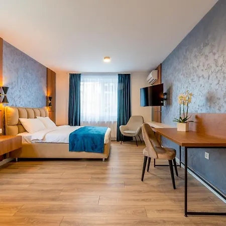 Sarmihouse Aparthotel *